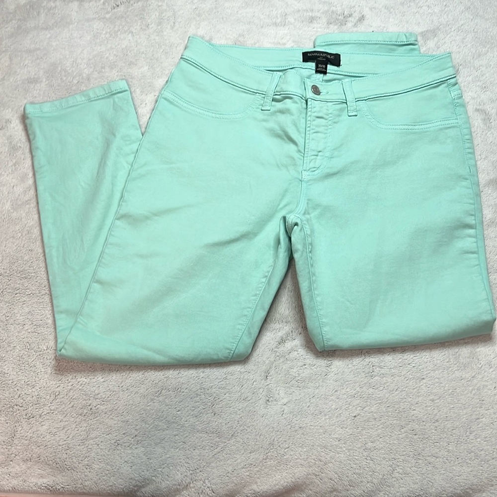 Banana Republic capri pants size 10